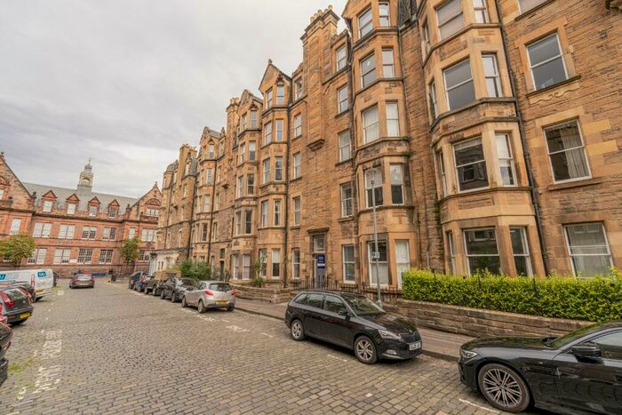 2 Bedroom Flat To Rent In Bruntsfield Avenue, Bruntsfield, Edinburgh, EH10