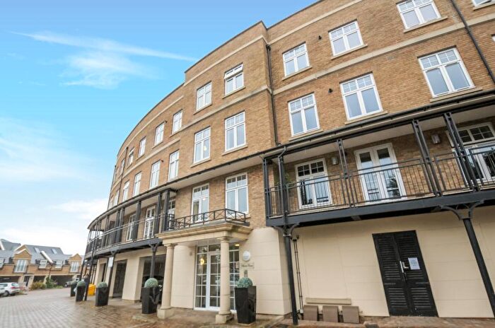 1 Bedroom Flat For Sale In Jefferson Place, Bromley, BR2