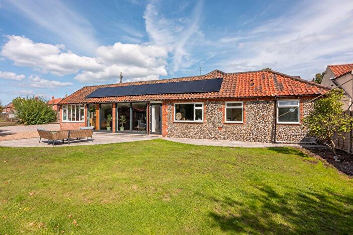 3 Bedroom Detached Bungalow For Sale In Chapel Road, Roughton, NR11