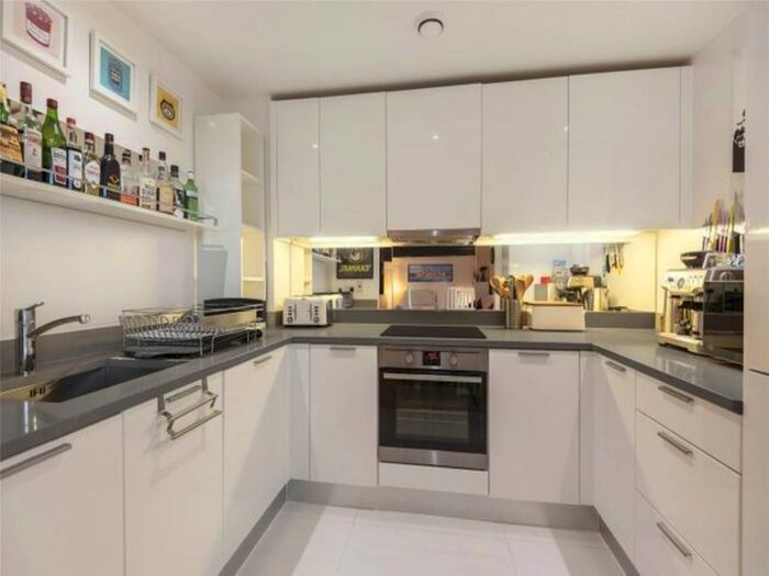 2 Bedroom Flat To Rent In Navigation Building, Station Approach, Hayes, UB3