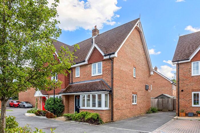 4 Bedroom Semi Detached House For Sale In Edwards Close, Broadbridge Heath, RH12