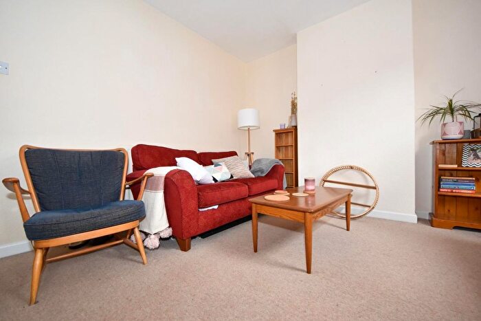 2 Bedroom Terraced House For Sale In Cherry Street, Warwick, CV34