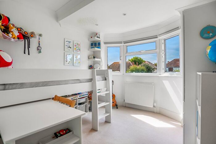 3 Bedroom Semi-Detached House For Sale In St Keyna Avenue, Hove, East Sussex, BN3
