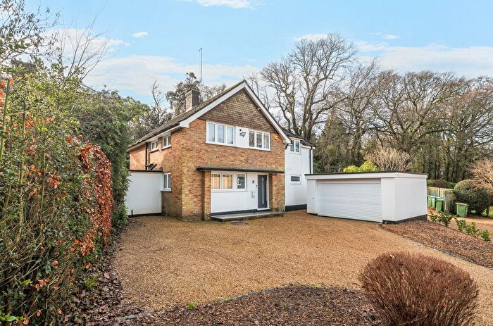 5 Bedroom Detached House For Sale In Holly Hill, Bassett, Southampton, Hampshire, SO16