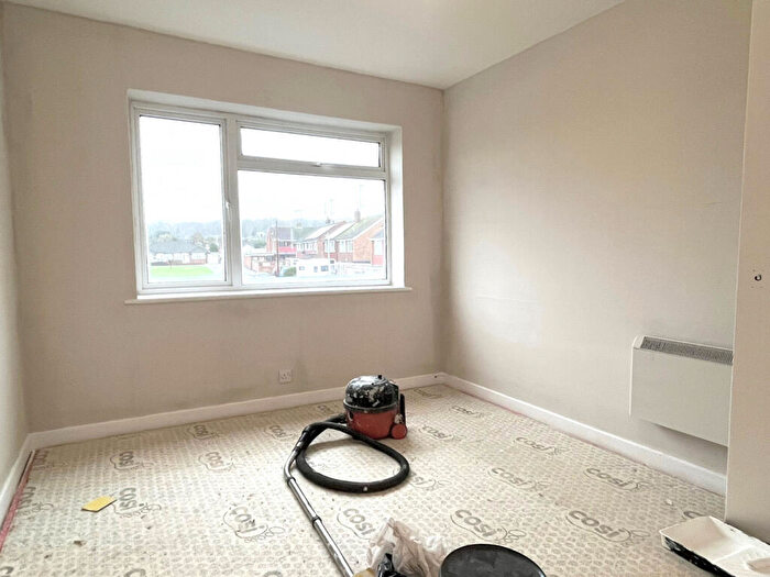 2 Bedroom Flat To Rent In Birchwood Parade, DA2