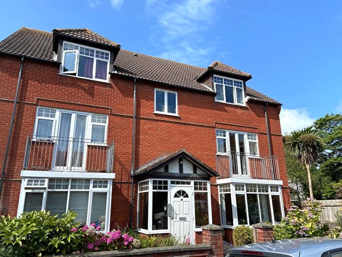 2 Bedroom Flat For Sale In Sheringham, NR26