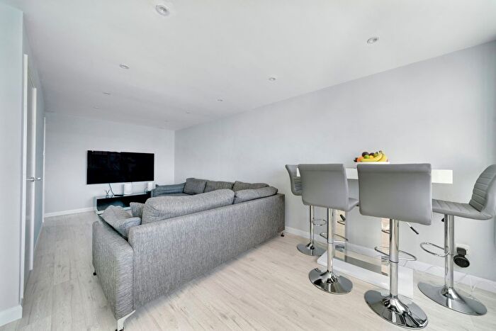 1 Bedroom Flat For Sale In Blaydon Close, Northumberland Park, London, N17