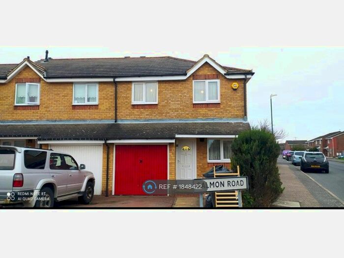 3 Bedroom End Of Terrace House To Rent In Salmon Road, Dartford, DA1