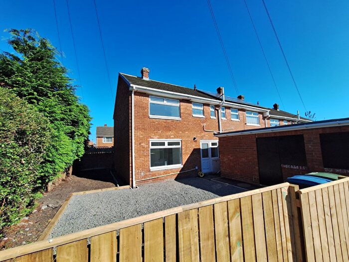 3 Bedroom End Of Terrace House To Rent In Hamsterley Gardens, Stanley, Durham, DH9
