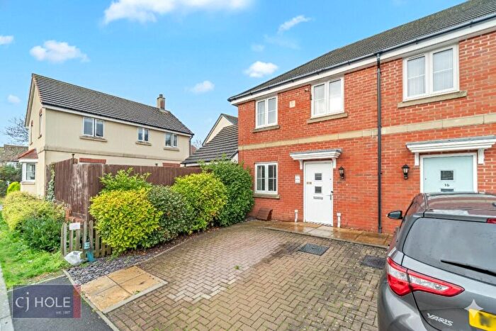 3 Bedroom End Of Terrace House To Rent In Medlar Close, Bristol, South Gloucestershire, BS10