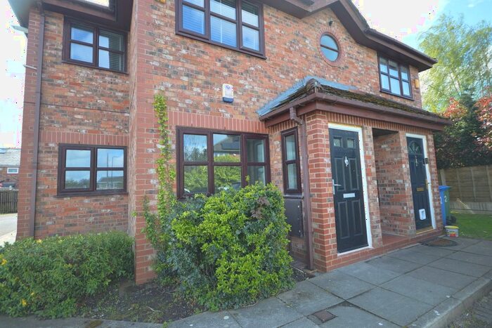 1 Bedroom Flat To Rent In Green Lane, Sale, M33