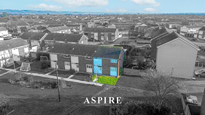 3 Bedroom End Of Terrace House For Sale In Third Walk, Canvey Island, SS8