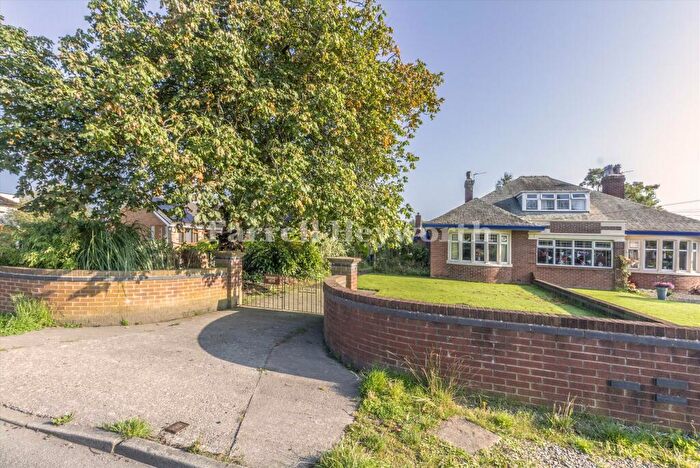 2 Bedroom Bungalow For Sale In Garstang Road, Pilling, Preston, PR3