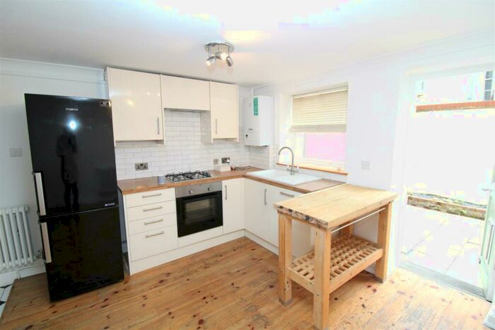 2 Bedroom Flat To Rent In Lower Market Street, Hove, BN3