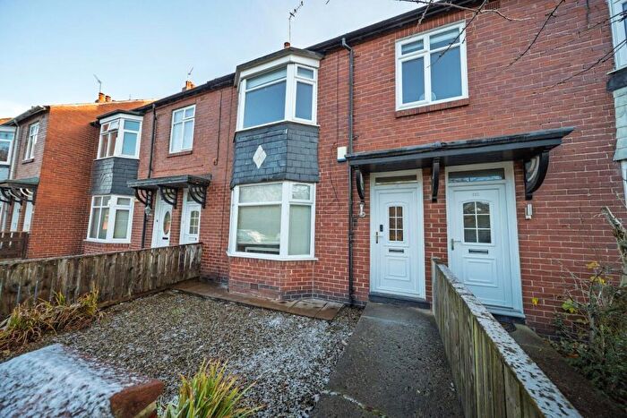 2 Bedroom Apartment To Rent In Newlands Road, South Gosforth, Newcastle Upon Tyne, NE2