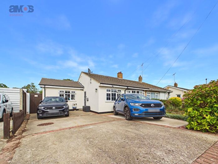 3 Bedroom Semi-Detached Bungalow For Sale In Westwood Gardens, Hadleigh, Essex, SS7