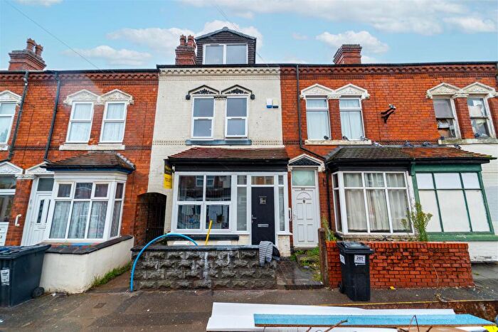 5 Bedroom House To Rent In Hubert Road, Birmingham, West Midlands, B29