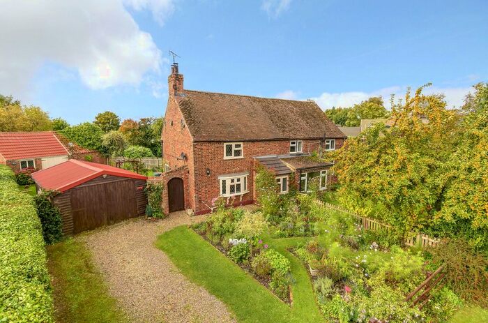 2 Bedroom Semi-Detached House For Sale In Fenhouses Lane, Swineshead, Boston, PE20