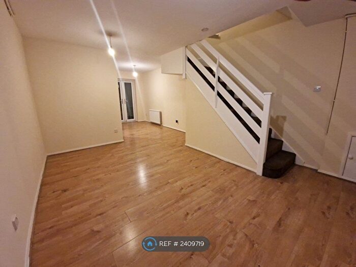 2 Bedroom Terraced House To Rent In Dartford, Dartford, DA1