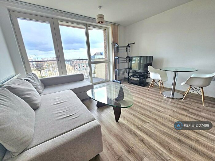 1 Bedroom Flat To Rent In Harston Walk, London, E3