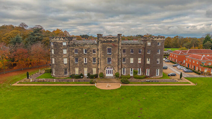 3 Bedroom Apartment For Sale In Bretby Hall, Bretby, DE15