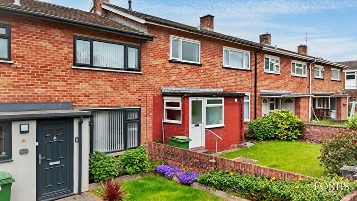 3 Bedroom Terraced House For Sale In Sycamore Place, Cardiff, CF5