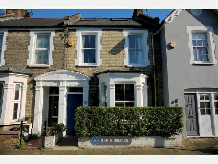 4 Bedroom Terraced House To Rent In Burnthwaite Road, London, SW6