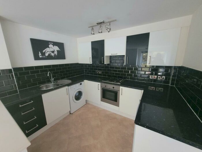 2 Bedroom Apartment To Rent In Hebers Court, Middleton, M24