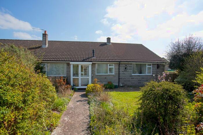 3 Bedroom Bungalow For Sale In Stanchester Way, Curry Rivel, Langport, TA10