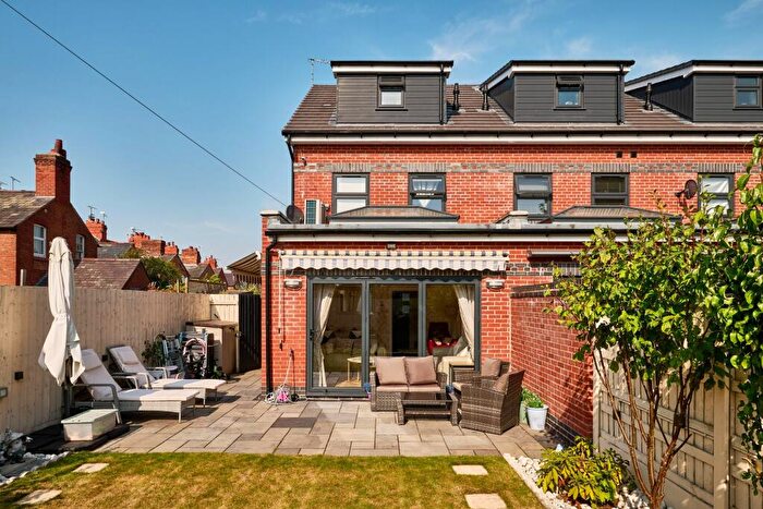 3 Bedroom Town House For Sale In Alexandra Mews, Chester, CH4