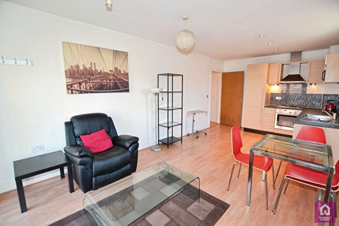 2 Bedroom Flat To Rent In Home, Chapeltown Street, City Centre, Manchester, M1