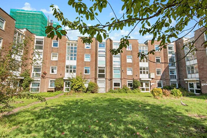1 Bedroom Flat To Rent In Upper St James Street, Kemp Town, Brighton, BN2