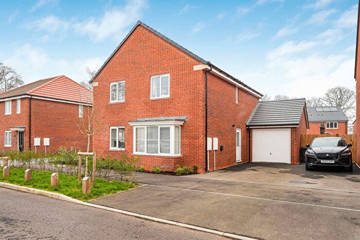 4 Bedroom Detached House For Sale In Miles Road, Bordon, Hampshire, GU35