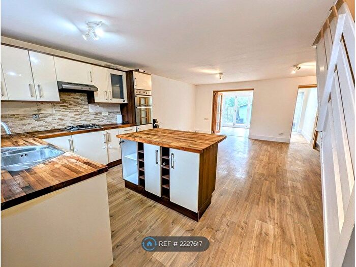 3 Bedroom End Of Terrace House To Rent In Temple Fields, Hertford, SG14