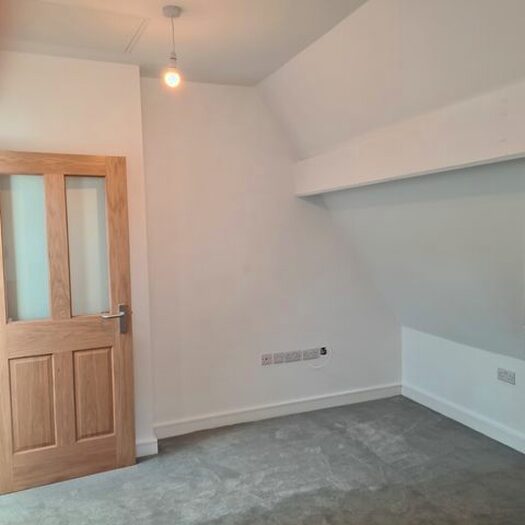 1 Bedroom Flat To Rent In Flat, Market St, Bacup, OL13
