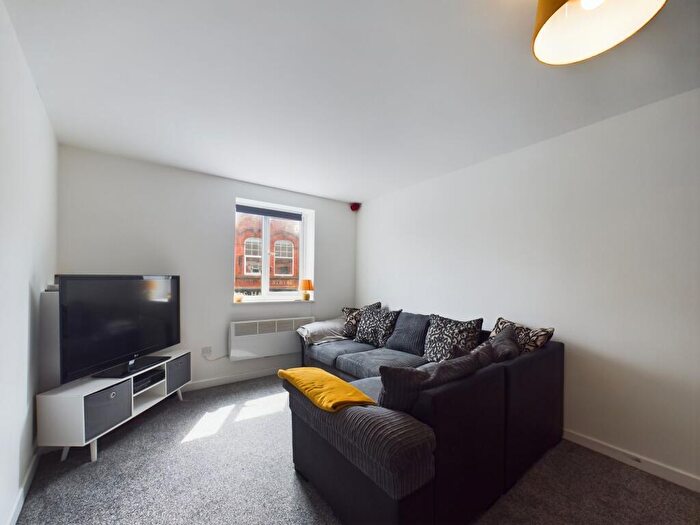 1 Bedroom Flat To Rent In Elliott Street, Tyldesley, M29