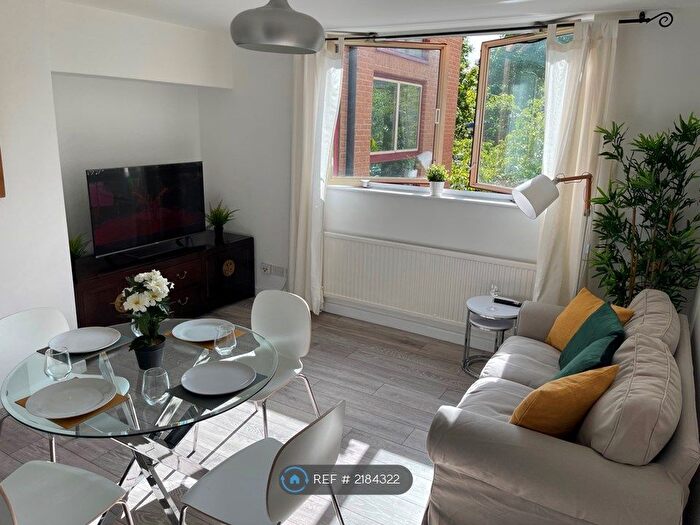 2 Bedroom Flat To Rent In Cape Yard, London, E1W