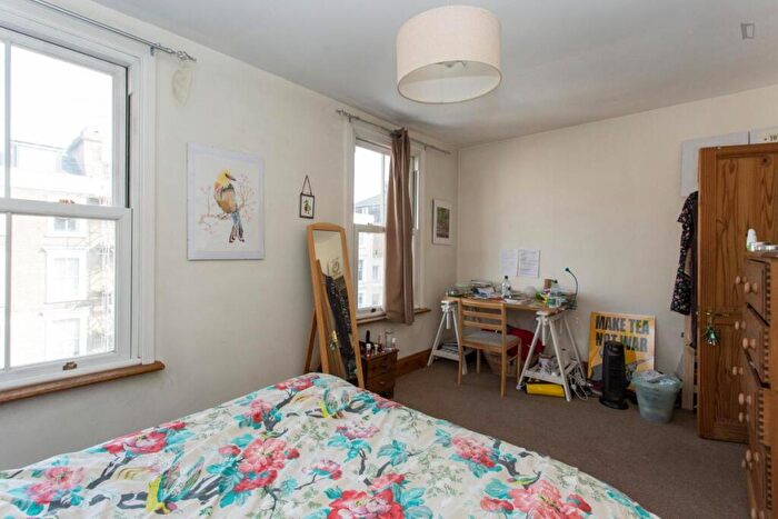 4 Bedroom Terraced House To Rent In Mildmay Park, London, N1