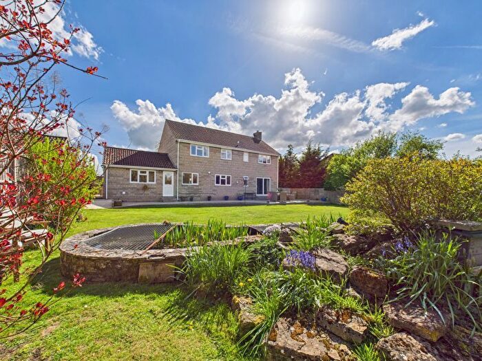 4 Bedroom Detached House For Sale In Langport Road, Long Sutton, TA10