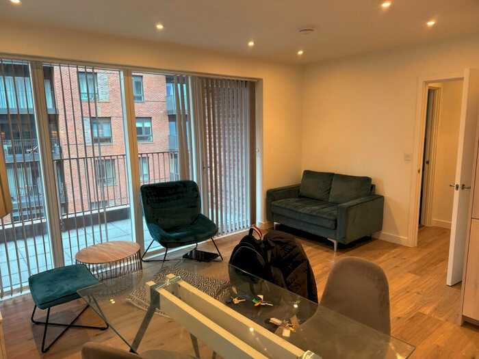 2 Bedroom Apartment To Rent In Alington House, Clarendon, N8