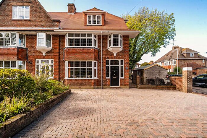 4 Bedroom Semi-Detached House For Sale In Treveor Close, Worthing, BN11