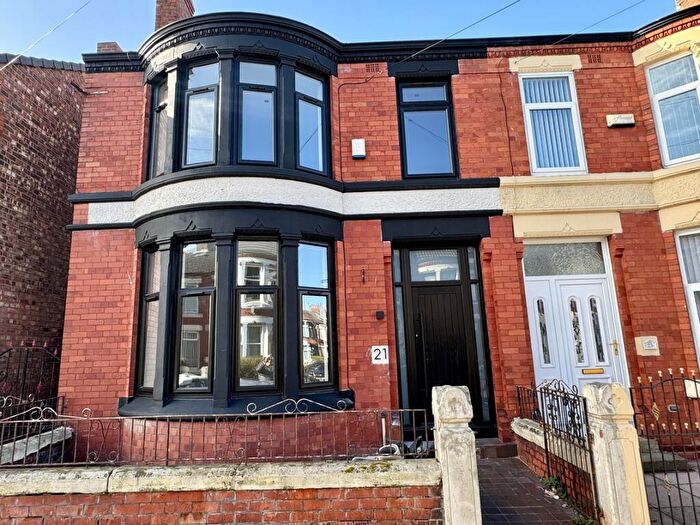 4 Bedroom Semi Detached House To Rent In Alderley Avenue, Claughton, CH41