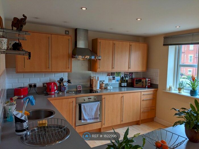 2 Bedroom Flat To Rent In Fleming House, Nottingham, NG3