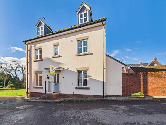 4 Bedroom End Of Terrace House For Sale In Home Orchard, Stroud, GL5