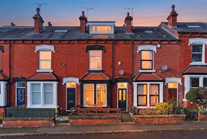 4 Bedroom Terraced House For Sale In Bentley Lane, Meanwood, Leeds, West Yorkshire., LS6