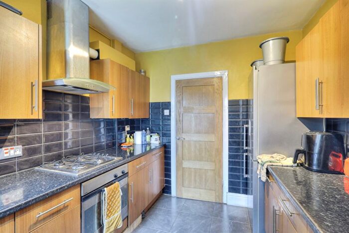 2 Bedroom Terraced House For Sale In Balmoral Road, Northampton, NN2