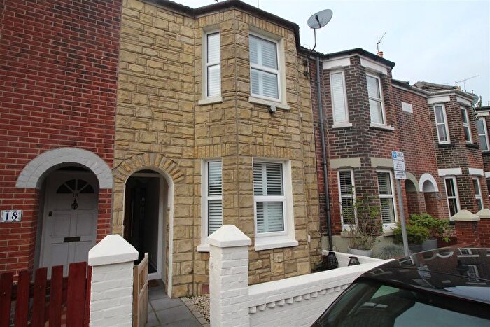 2 Bedroom Terraced House To Rent In Green Road, Poole, Dorset, BH15