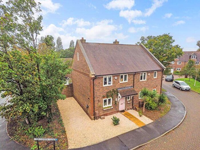 3 Bedroom Semi-Detached House For Sale In Old Common Close, Chichester, PO20