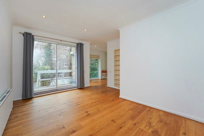 2 Bedroom Flat To Rent In Harcourt Terrace London, SW10