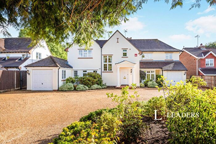 5 Bedroom House To Rent In Quartermile Road, Godalming, GU7